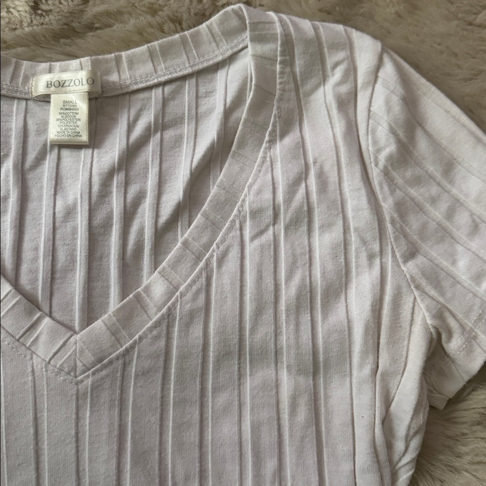 Bozzolo White Ribbed V-Neck Crop Top - Picture 3 of 5